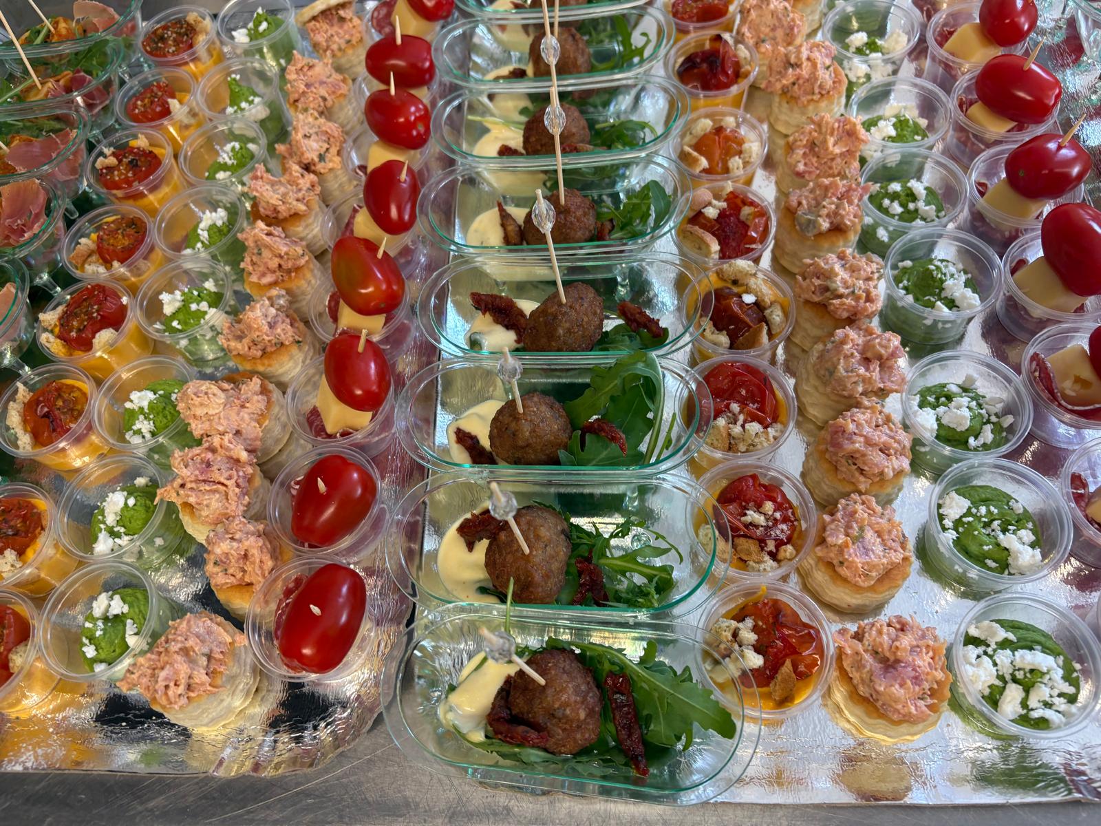 Buffet de verrines et mises en bouche dressé par My Delight